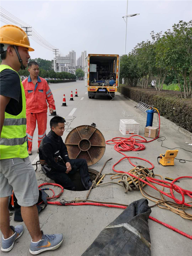 蓝山翻衬法管道修复技术主要工序
